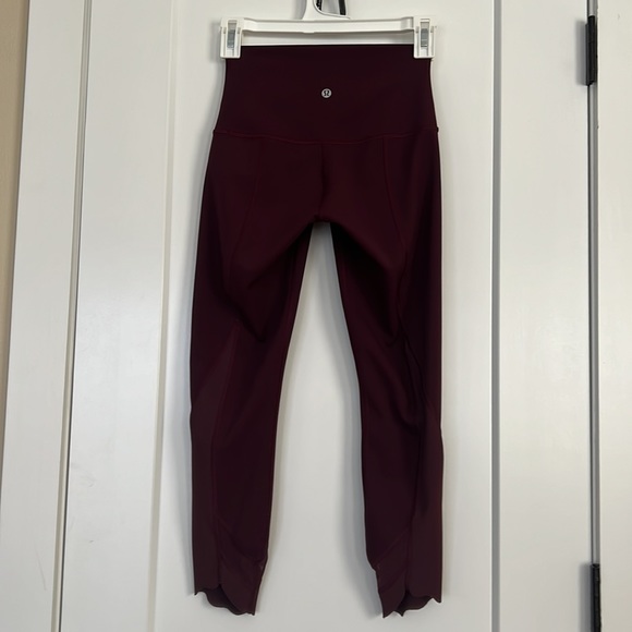 Lululemon Wunder Under Crop High-Rise *Roll Down Scallop Full-On Luxtreme 23” - Picture 4 of 8